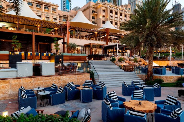 bussola dubai restaurant review - main